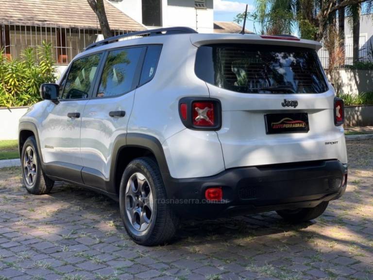JEEP - RENEGADE - 2015/2016 - Branca - R$ 72.900,00