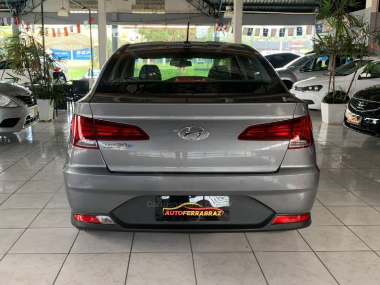 HYUNDAI - HB20S - 2022/2022 - Prata - Sob Consulta