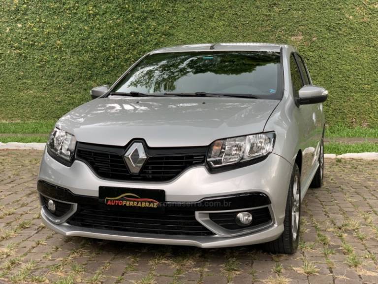 RENAULT - SANDERO - 2019/2020 - Prata - R$ 53.900,00