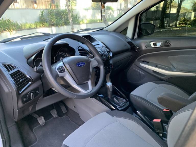 RENAULT - SANDERO - 2019/2020 - Prata - R$ 53.900,00
