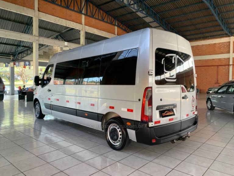 RENAULT - MASTER - 2020/2020 - Prata - Sob Consulta