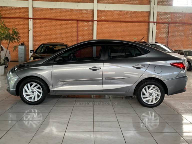 HYUNDAI - HB20S - 2022/2022 - Prata - Sob Consulta