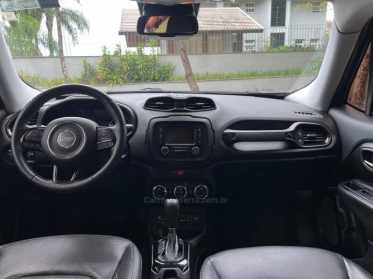 JEEP - RENEGADE - 2018/2018 - Cinza - R$ 96.900,00